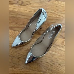 Charles David silver pointy toe pump